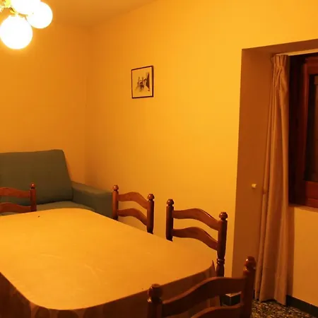 Apartaments Turistics Vilaro Llorts Exterior photo