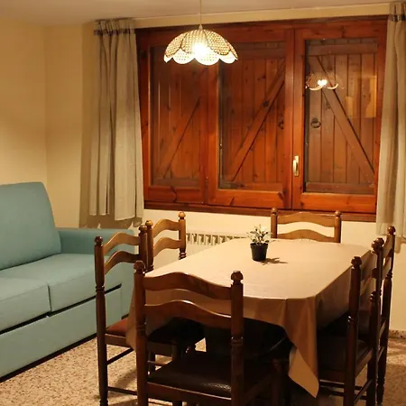 Apartaments Turistics Vilaro Llorts Exterior photo